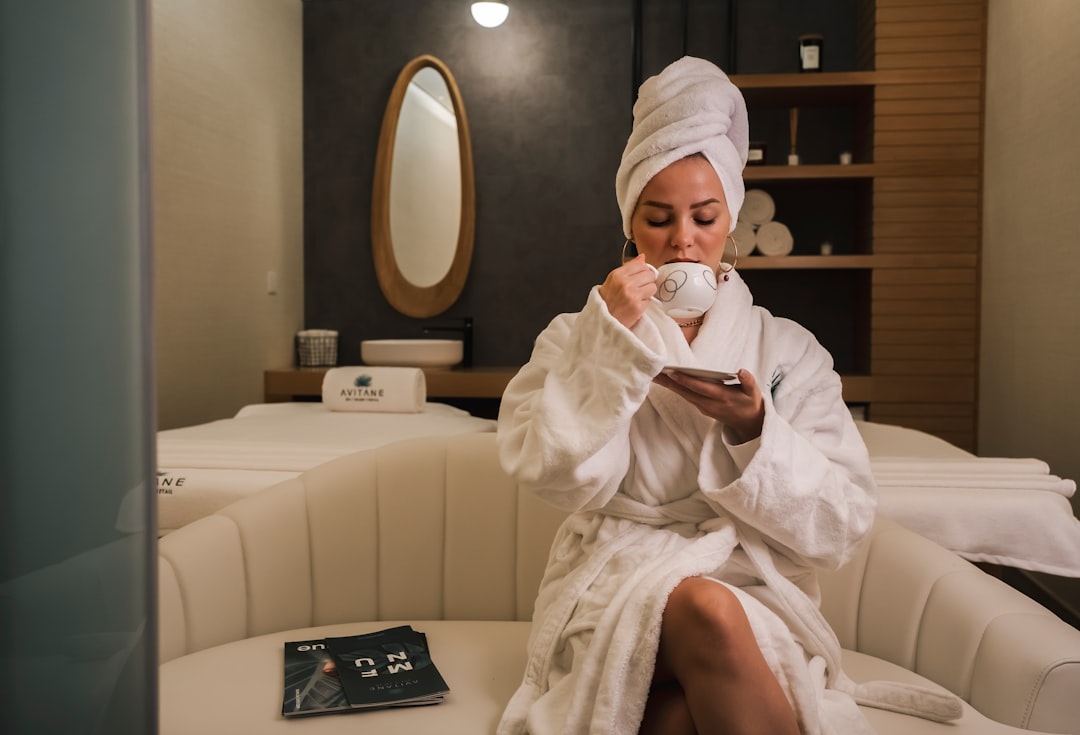 How to Choose a Facial Spa Visit Without Letting the Menu Decide for You